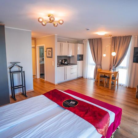 Boardinghouse City Home บีเลอเฟล์ด ภายนอก รูปภาพ