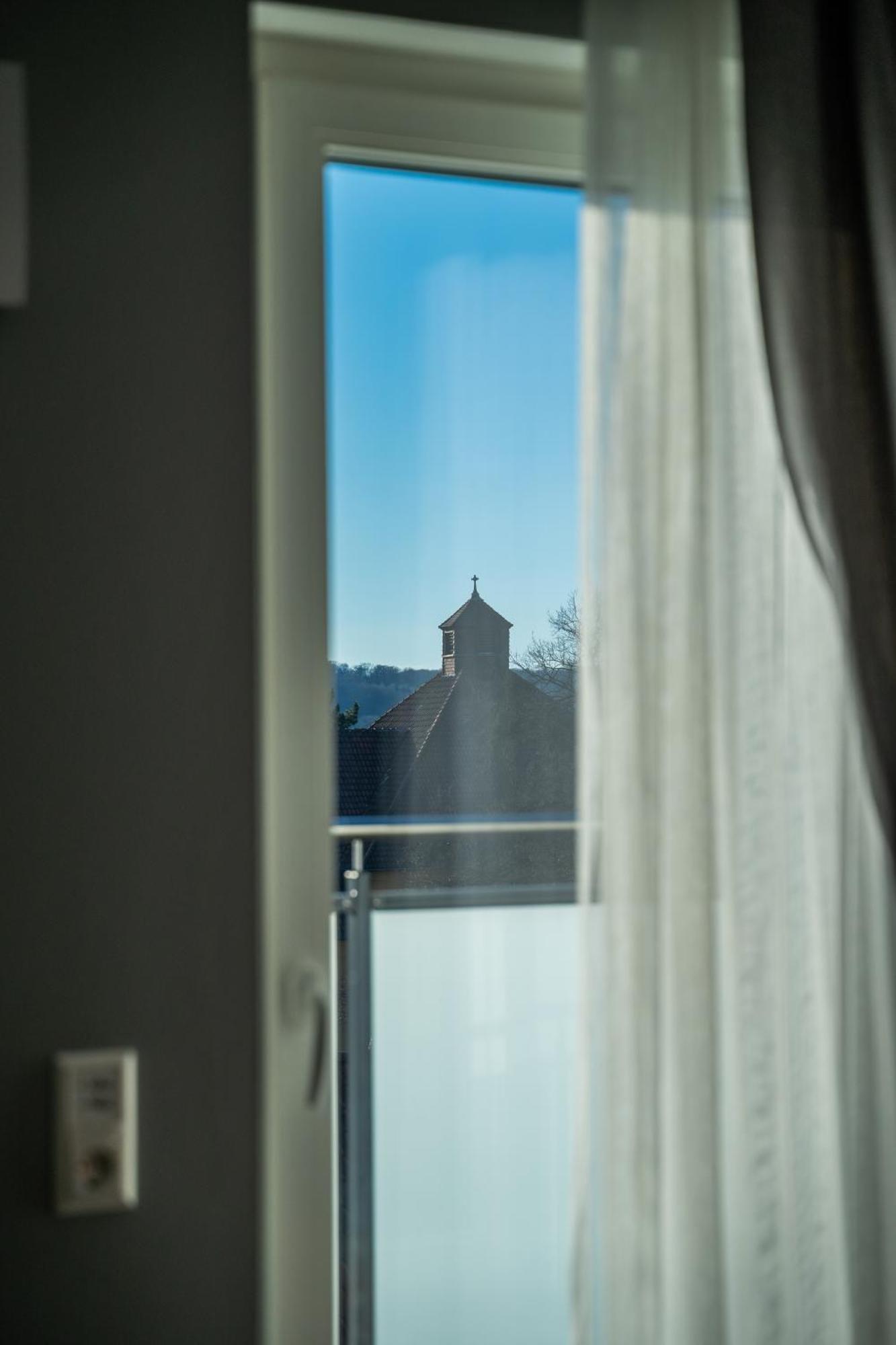 Boardinghouse City Home บีเลอเฟล์ด ภายนอก รูปภาพ