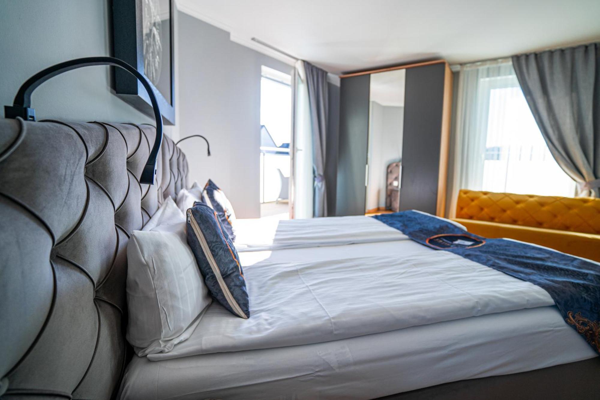 Boardinghouse City Home บีเลอเฟล์ด ภายนอก รูปภาพ